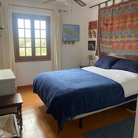 Villa Menorca Large Family Sleeps 12 Na Macaret