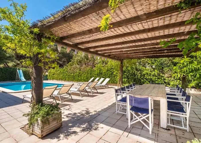 Menorca Large Family Sleeps 12 Villa *