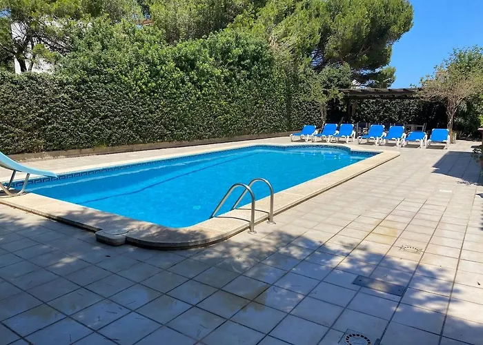 Menorca Large Family Sleeps 12 *